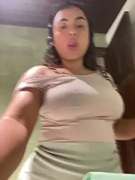 Salomeferreira  online show from 10/23/25, 04:06