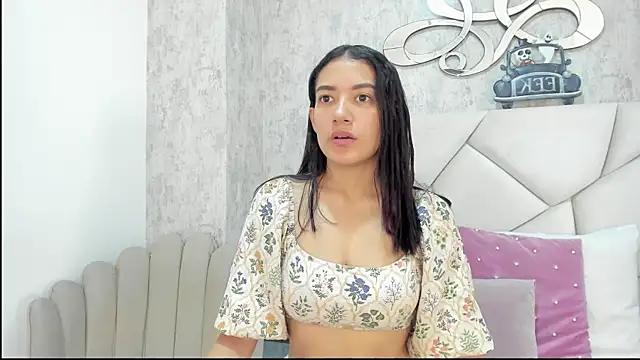 Skylerwhite02 online show from 11/03/25, 07:37