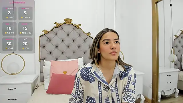 Skylerwhite02 online show from 03/23/26, 03:32