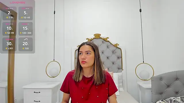 Skylerwhite02 online show from 04/13/26, 03:34