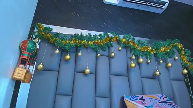 kissme luna online show from 12/16/25, 07:08