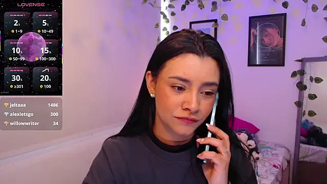 MarilynWhite  online show from 10/17/25, 05:04