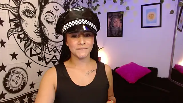 MarilynWhite  online show from 10/27/25, 10:36