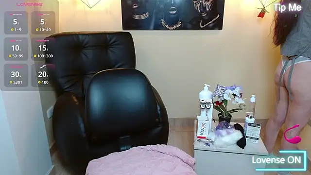 Bom BomXX online show from 01/12/26, 02:00