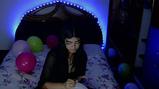 Gia Massa online show from 09/23/25, 11:41
