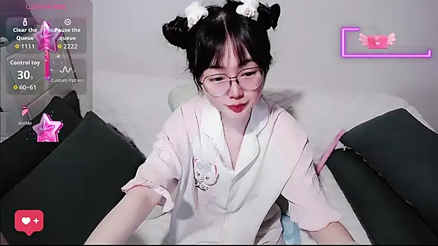 Snapshot of baby-yaya20 chatting on 06/04/26, 10:38 baby-yaya20 online show from 06/04/26, 10:38