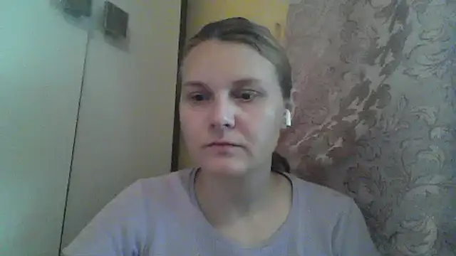 Snapshot of Elvanii chatting on 06/10/26, 07:07 Elvanii online show from 06/10/26, 07:07