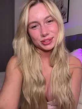 SexySaraxxoo online show from 02/03/26, 12:20