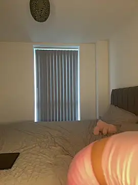 SexySaraxxoo online show from 04/07/26, 09:21