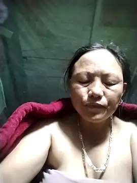 Samdim23 online show from 10/27/25, 02:43