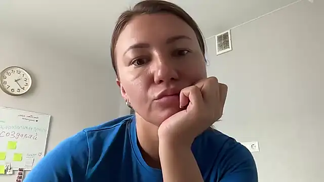 Caliraa online show from 07/11/26, 10:29