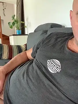 Marronglace1 online show from 11/21/25, 08:13