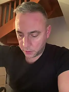 Snapshot of Marronglace1 chatting on 01/16/26, 04:33 Marronglace1 online show from 01/16/26, 04:33