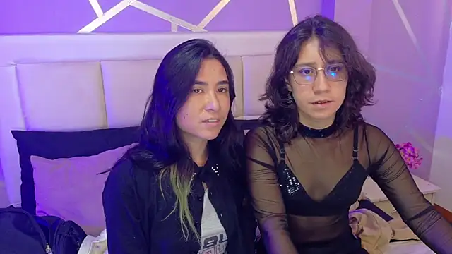 Snapshot of jupiterysaturno chatting on 11/14/25, 07:12 jupiterysaturno online show from 11/14/25, 07:12