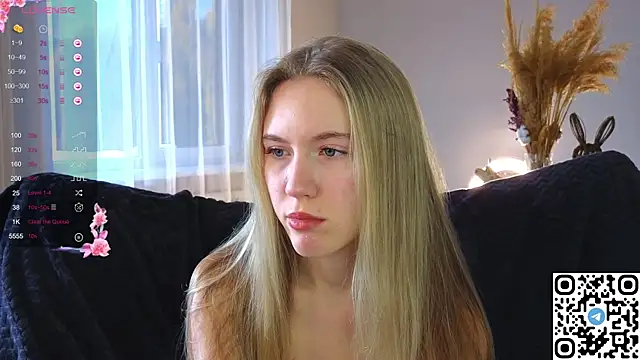 Succubelle online show from 10/28/25, 06:06