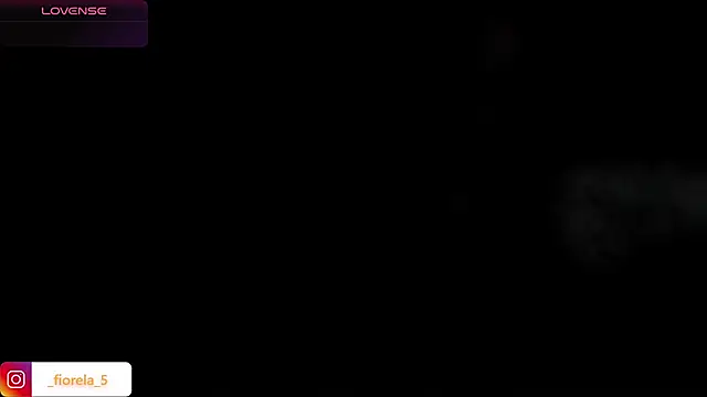 Snapshot of Fiorela_1 chatting on 05/14/26, 06:31 Fiorela 1 online show from 05/14/26, 06:31