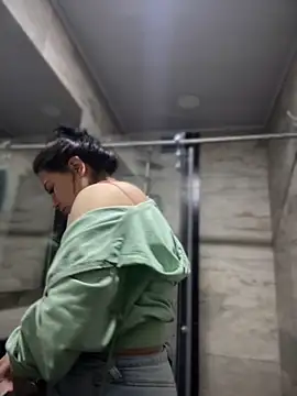 Megaan  More online show from 10/05/25, 01:59