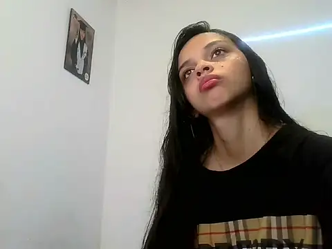 lucy babyy online show from 10/16/25, 01:23