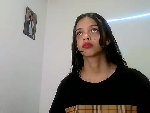 lucy babyy online show from 11/03/25, 06:09