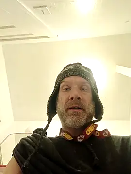 Mrdano0000 online show from 12/22/25, 01:24