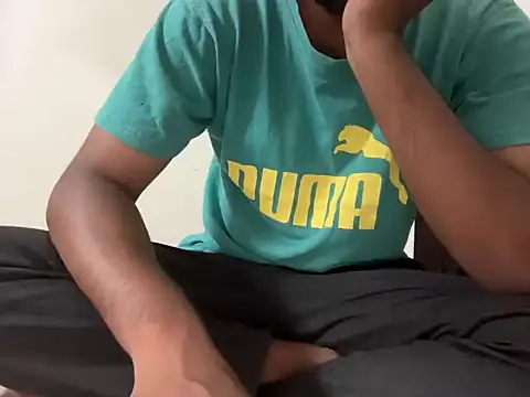 Snapshot of bossyjuicy chatting on 09/22/25, 12:29 bossyjuicy online show from 09/22/25, 12:29