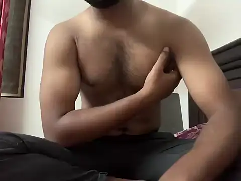 Snapshot of bossyjuicy chatting on 11/25/25, 07:58 bossyjuicy online show from 11/25/25, 07:58