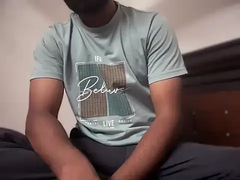 Snapshot of bossyjuicy chatting on 03/20/26, 07:41 bossyjuicy online show from 03/20/26, 07:41