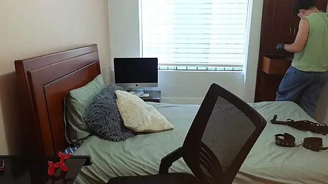 tightncuteass online show from 09/24/25, 09:51