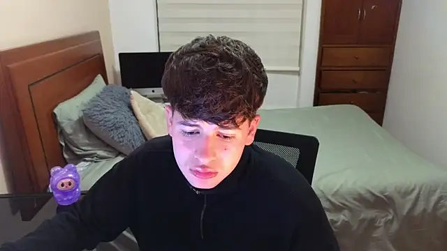 tightncuteass online show from 10/10/25, 12:09