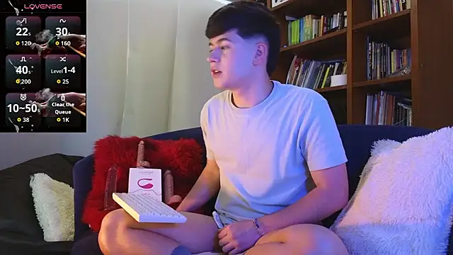 tightncuteass online show from 03/28/26, 09:47