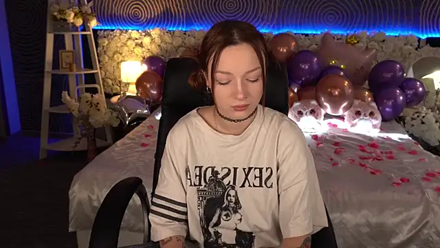 FoxyMayy online show from 02/08/26, 02:09