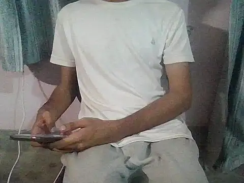 ash706339 online show from 09/15/25, 05:46