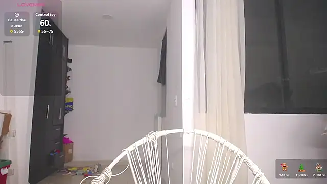 Snapshot of Leslie_Bussh_ chatting on 05/26/26, 03:46 Leslie Bussh online show from 05/26/26, 03:46