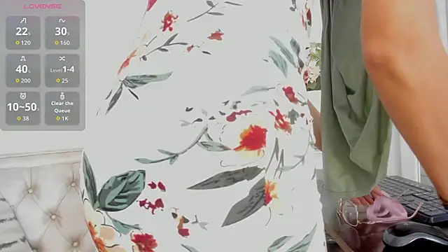 Ridwana  online show from 10/06/25, 01:08