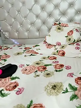 ZARAY 1118 online show from 11/21/25, 07:12