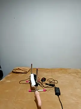 ZARAY 1118 online show from 04/04/26, 11:24