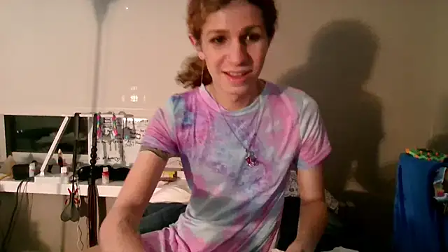 cuddlyavenue online show from 10/23/25, 01:27