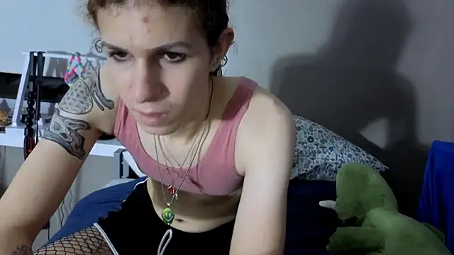 cuddlyavenue online show from 11/09/25, 02:54