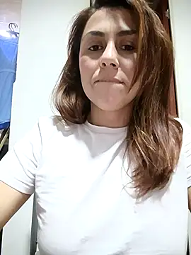 Snapshot of vanessa-titisM chatting on 10/05/25, 01:59 vanessa-titisM online show from 10/05/25, 01:59