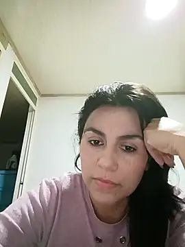 Snapshot of vanessa-titisM chatting on 11/07/25, 02:33 vanessa-titisM online show from 11/07/25, 02:33