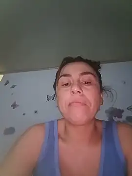 Snapshot of vanessa-titisM chatting on 06/05/26, 03:24 vanessa-titisM online show from 06/05/26, 03:24