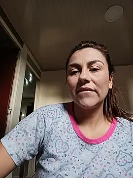 vanessa-titisM online show from 07/17/26, 10:14