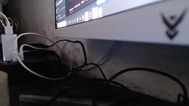 SerhioAmoralez online show from 04/26/26, 11:08