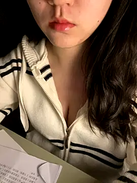 ruiki666 online show from 10/31/25, 03:57