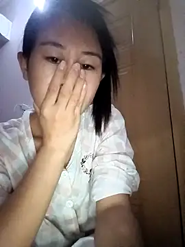 luy-xinh02 online show from 10/06/25, 01:08