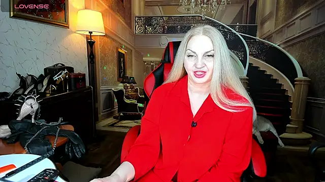 Nina Devillle online show from 02/17/26, 11:33