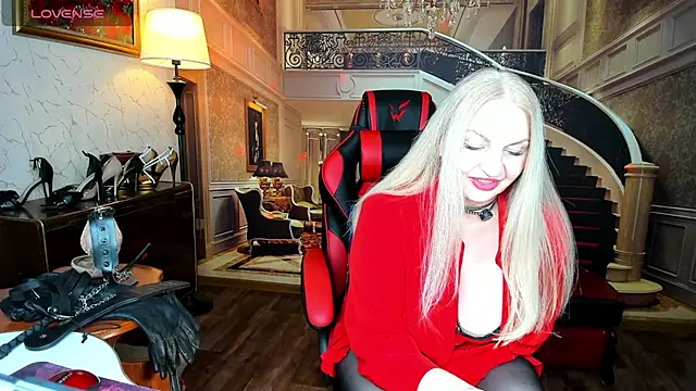 Nina Devillle online show from 02/19/26, 01:23