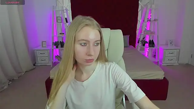 Alina Blonde online show from 07/02/26, 05:35