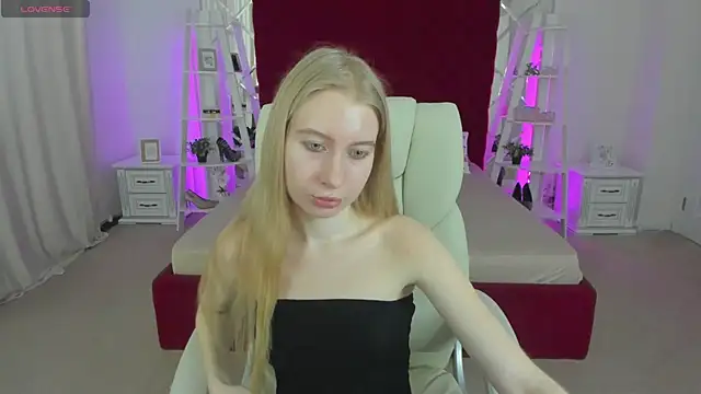 Alina Blonde online show from 07/15/26, 05:34