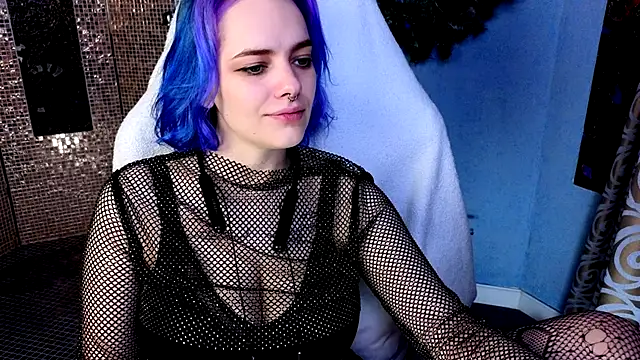 Eniferi online show from 01/13/26, 01:44